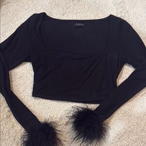 Naked wardrobe Fine Feather Crop Top - Black